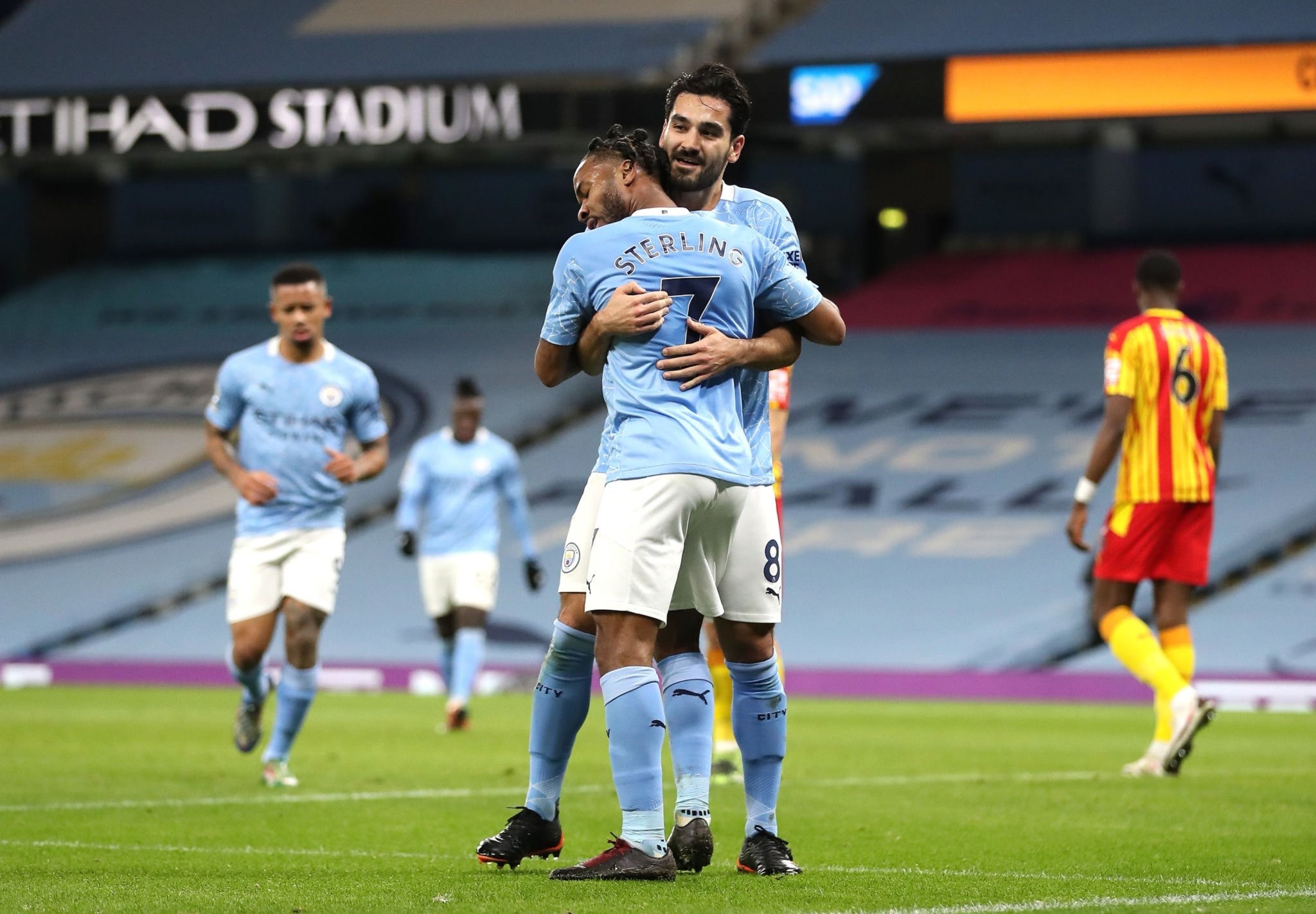 一方面是因 一方面是因